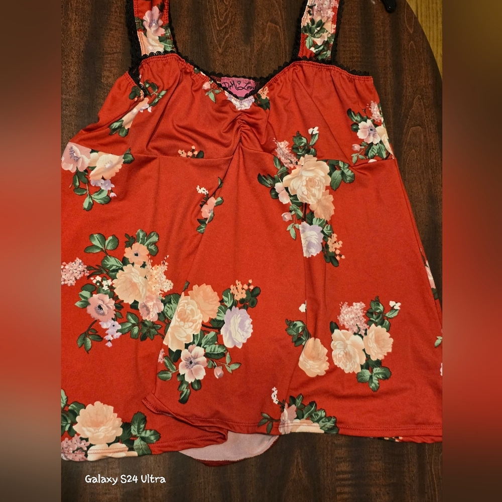 💲Demi Loon Retro Floral Top NWOT Sz 2X/3X